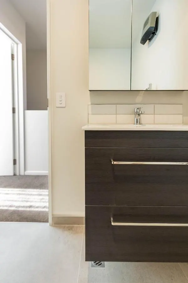 Apartment Cozy 3 Bedroom Near Hagley Park W/Garage Christchurch