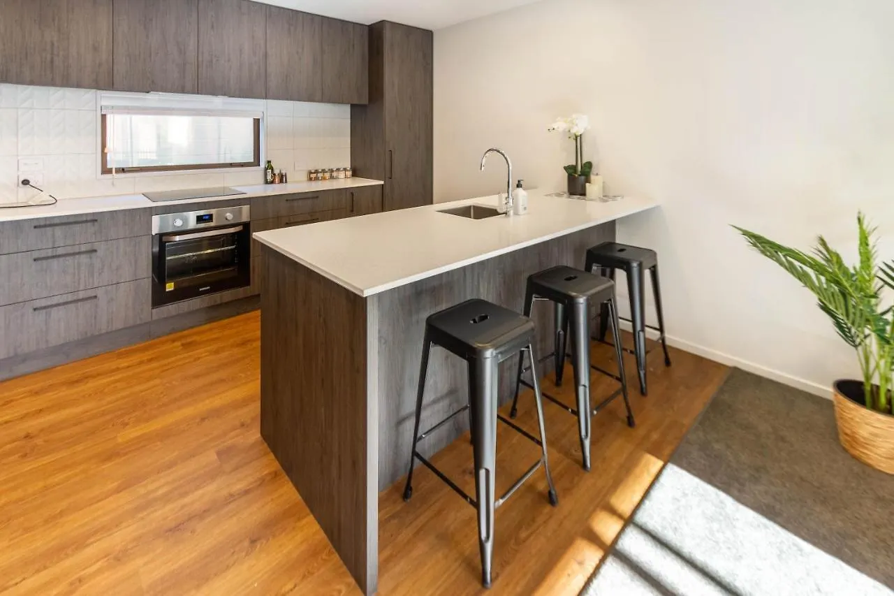 Apartment Cozy 3 Bedroom Near Hagley Park W/Garage Christchurch New Zealand