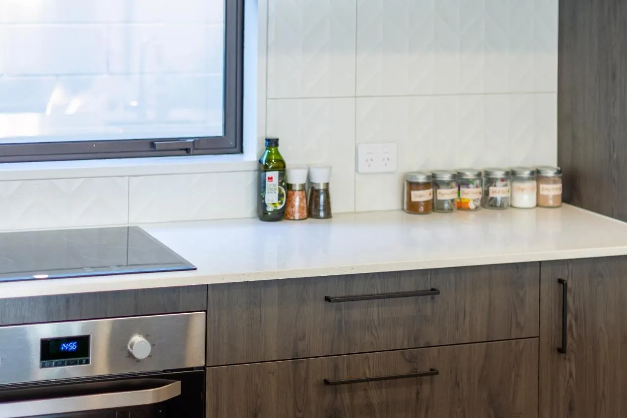 Cozy 3 Bedroom Near Hagley Park W/Garage 크라이스트처치 0*,  뉴질랜드